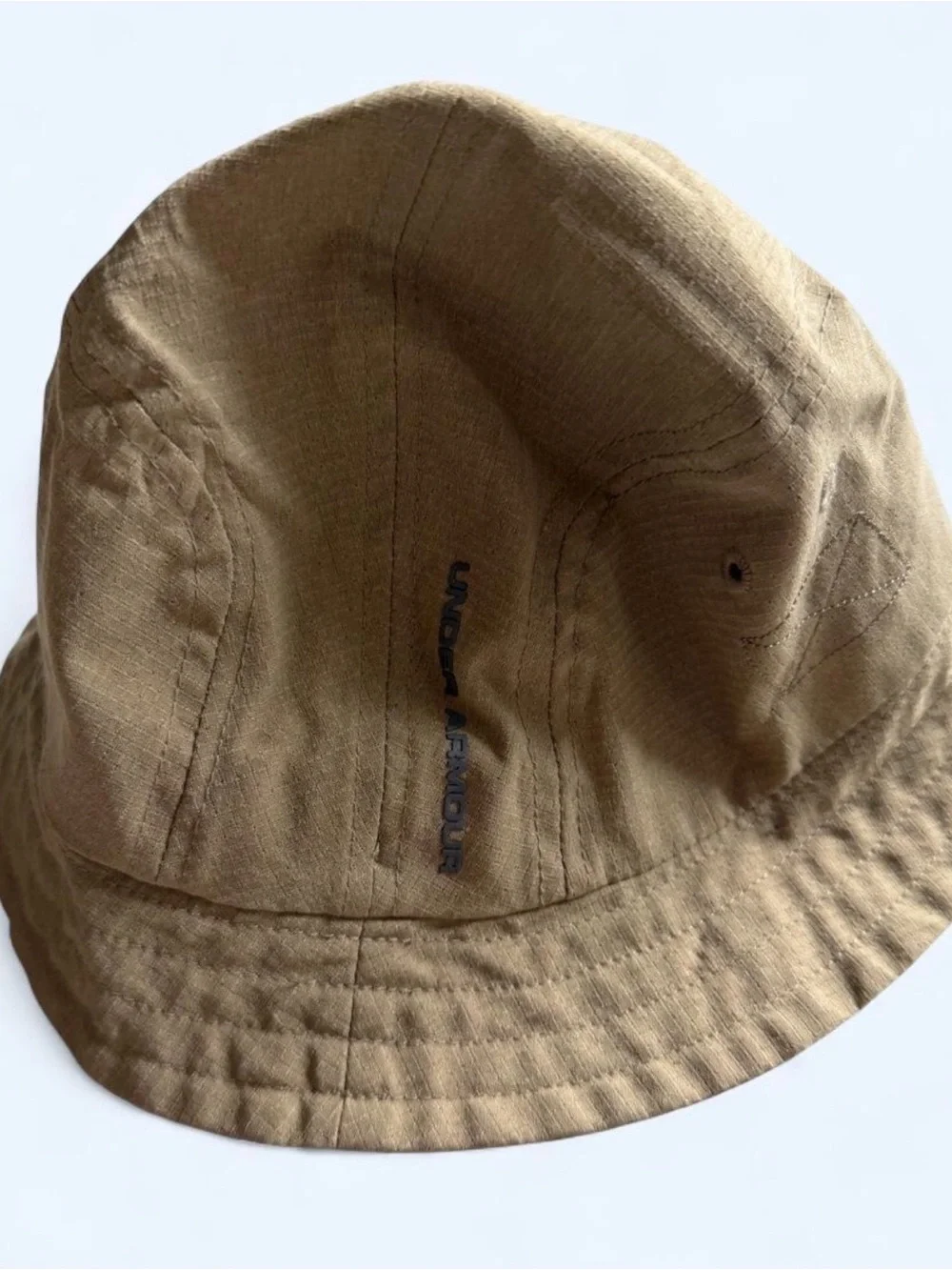 Under Armour classic bucket
